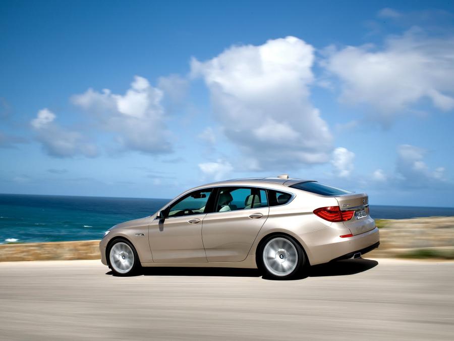  BMW 550i Gran Turismo 2009 года  (фото 4 из 22)